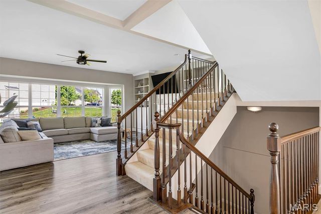 255 Mason Glen Drive, Lake St Louis, MO 63367