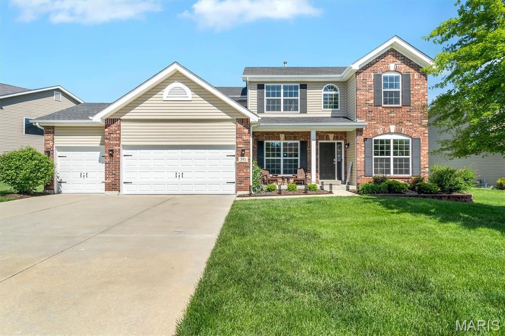 255 Mason Glen Drive, Lake St Louis, MO 63367