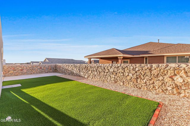 12869 Clevedon Street, Horizon City, TX 79928