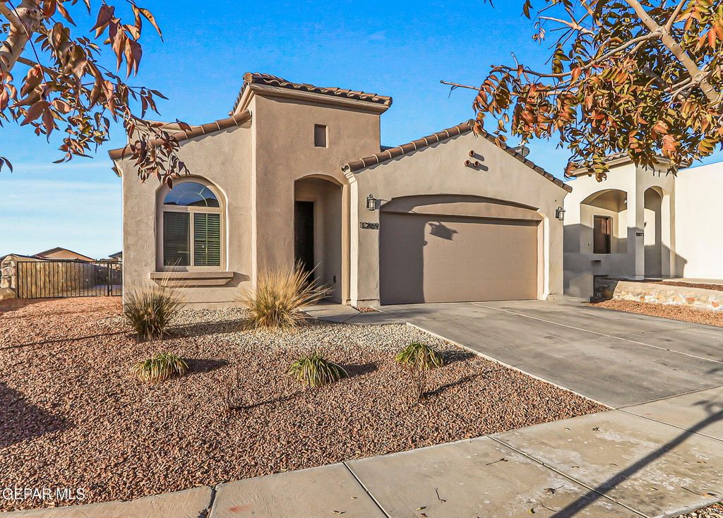 12869 Clevedon Street, Horizon City, TX 79928