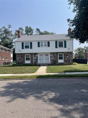 17512 Wisconsin Street, Detroit, MI 48221