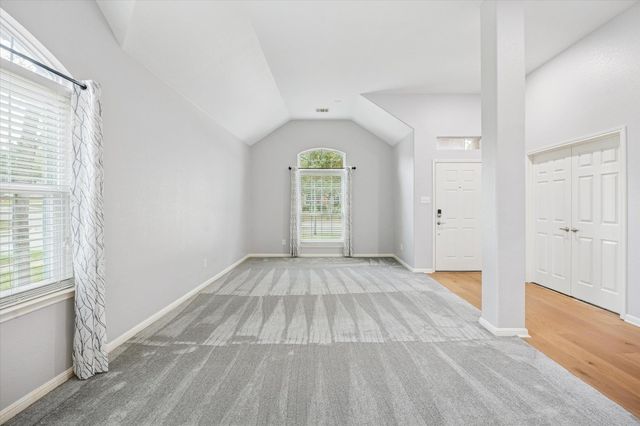 2401 Speidel DR, Pflugerville, TX 78660