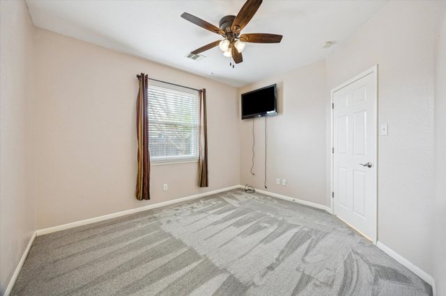 2401 Speidel DR, Pflugerville, TX 78660