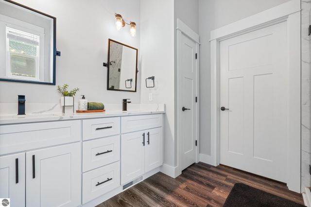 5357 Eaglehurst Drive, Traverse City, MI 49685