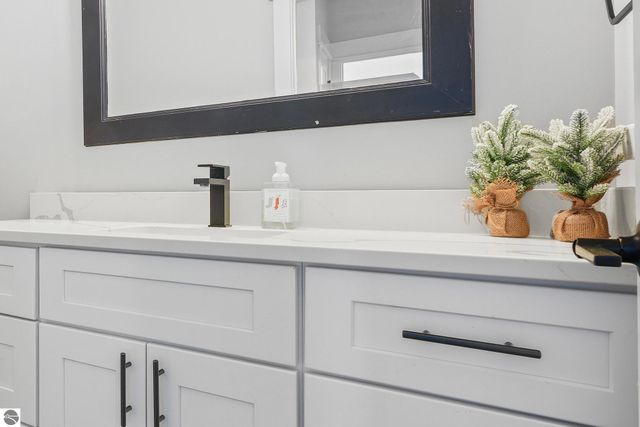 5357 Eaglehurst Drive, Traverse City, MI 49685