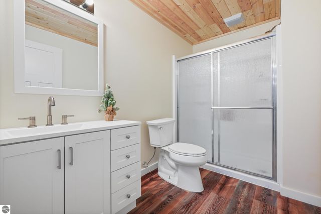 5357 Eaglehurst Drive, Traverse City, MI 49685