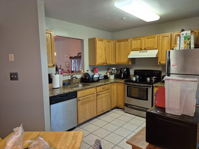 6127 ROSE BAY DR, District Heights, MD 20747