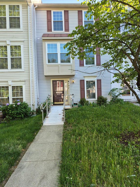 6127 ROSE BAY DR, District Heights, MD 20747