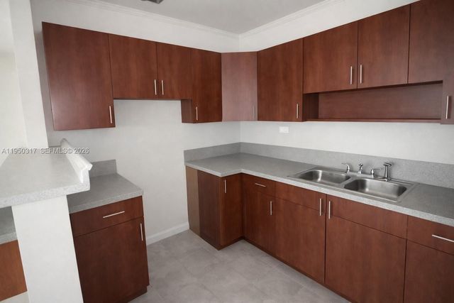 4122 NW 11th Pl, Miami, FL 33127