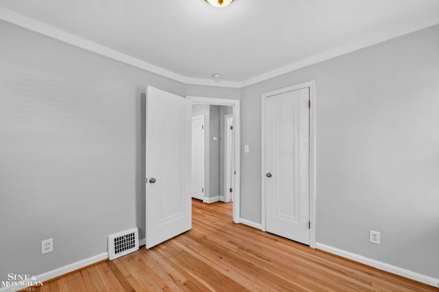 21734 Colony Street, Saint Clair Shores, MI 48080