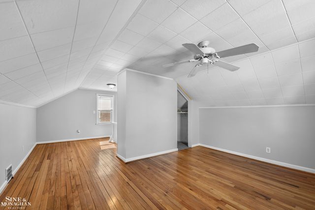 21734 Colony Street, Saint Clair Shores, MI 48080