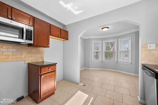 21734 Colony Street, Saint Clair Shores, MI 48080