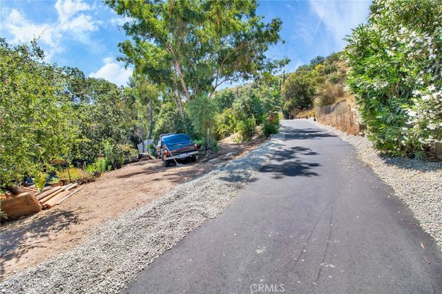 8455 McGroarty Street, Sunland, CA 91040