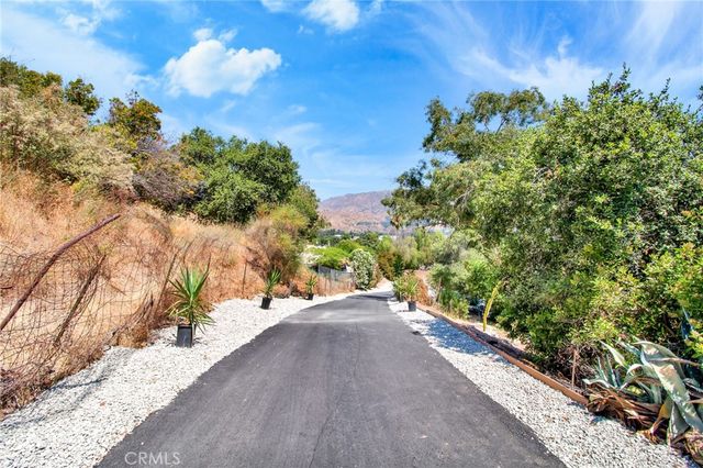 8455 McGroarty Street, Sunland, CA 91040