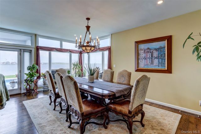 609 E Bay Drive, Long Beach, NY 11561