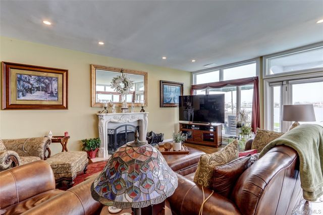 609 E Bay Drive, Long Beach, NY 11561