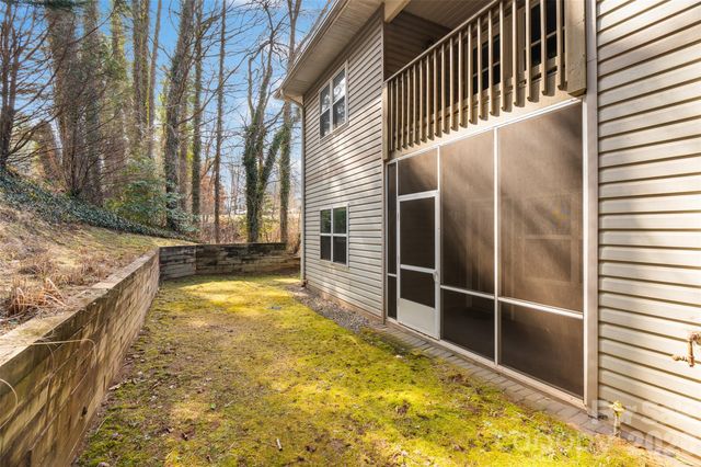 101 Carlyle Way, Asheville, NC 28803
