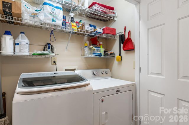 101 Carlyle Way, Asheville, NC 28803