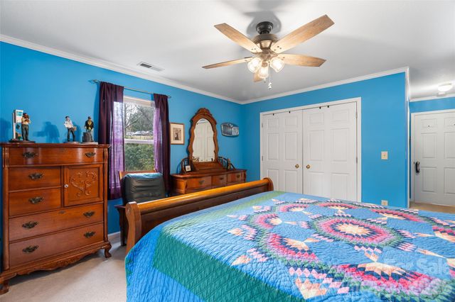 101 Carlyle Way, Asheville, NC 28803