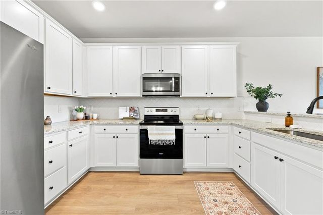 104 Hemlock Lane, State Road, NC 28676