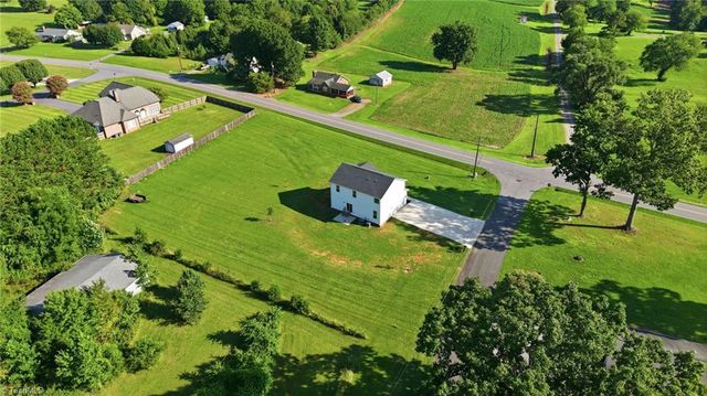 104 Hemlock Lane, State Road, NC 28676