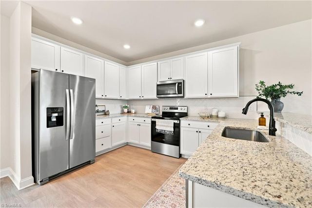 104 Hemlock Lane, State Road, NC 28676