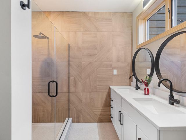 28 Bowman Lane, Unit 7 Unit 7, Wilmington, NY 12997