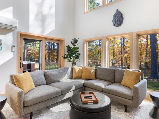 28 Bowman Lane, Unit 7 Unit 7, Wilmington, NY 12997