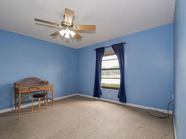 23 Plantation Drive 102, Vero Beach, FL 32966