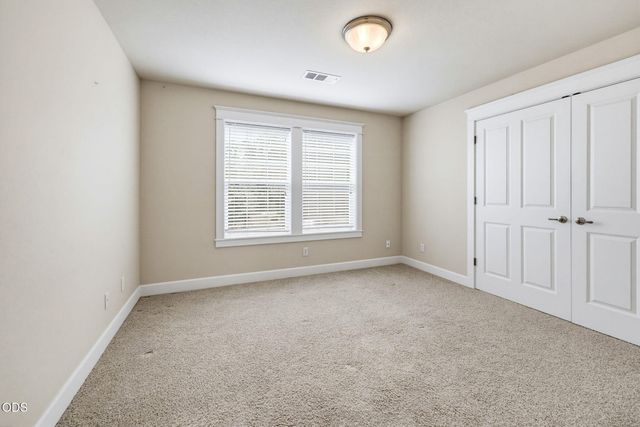 527 Sutton Place, Ashland, OR 97520