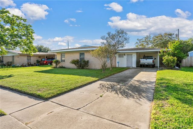 4613 Marks Dr, Corpus Christi, TX 78411