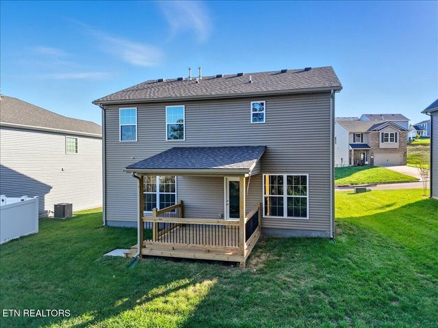 3523 Crimson Circle, Maryville, TN 37801