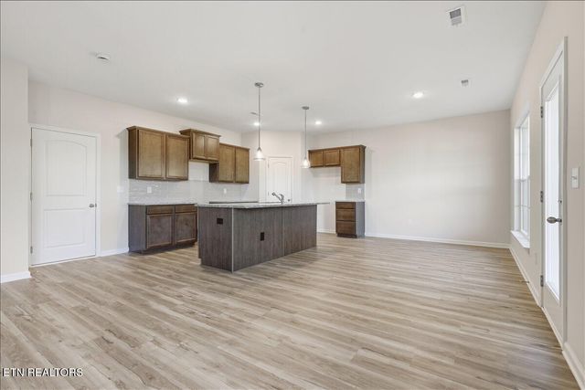 3523 Crimson Circle, Maryville, TN 37801