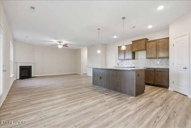 3523 Crimson Circle, Maryville, TN 37801