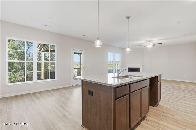 3523 Crimson Circle, Maryville, TN 37801