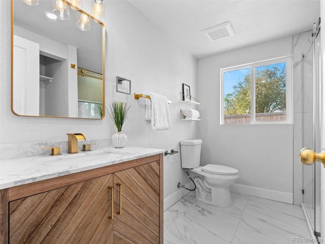 5400 W 1 St Avenue, Lakewood, CO 80226
