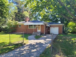 720 2nd Avenue, Pontiac, MI 48340