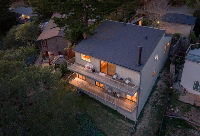 2355 2355 Pelham Pl, Oakland, CA 94611