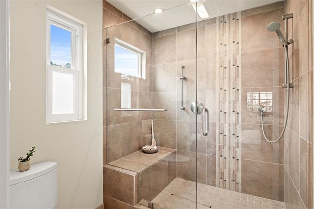 2355 2355 Pelham Pl, Oakland, CA 94611