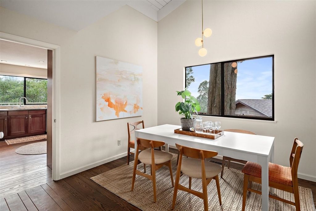 Image 20 of property listing at 2355 2355 Pelham Pl, Oakland, CA 94611