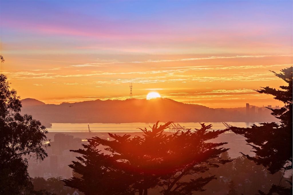 Image 37 of property listing at 2355 2355 Pelham Pl, Oakland, CA 94611