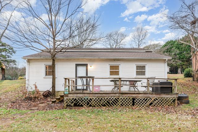 708 Noles Drive, Mount Holly, NC 28120