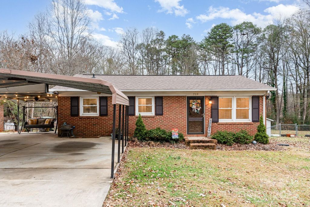 708 Noles Drive, Mount Holly, NC 28120