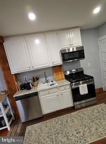 903 JACKSON ST NE, Washington, DC 20017