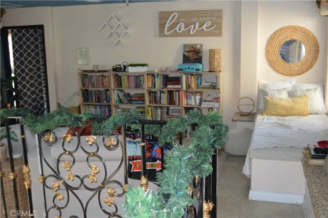 2215 N Euclid, Upland, CA 91784