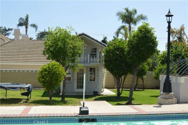 2215 N Euclid, Upland, CA 91784