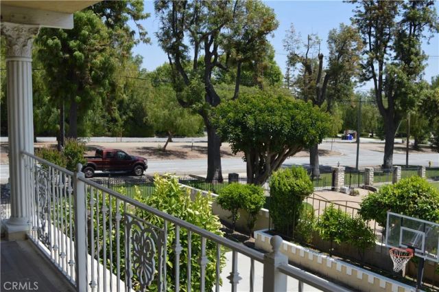 2215 N Euclid, Upland, CA 91784