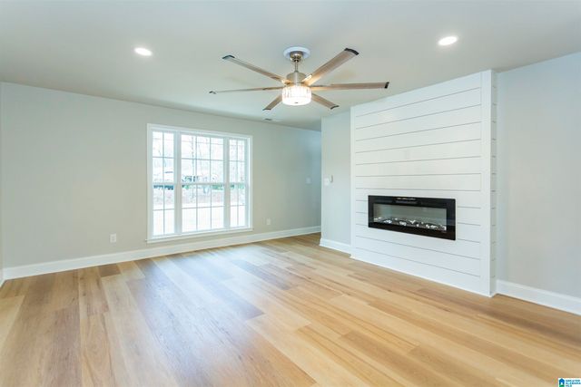 279 MAYS BEND DRIVE, Pell City, AL 35128