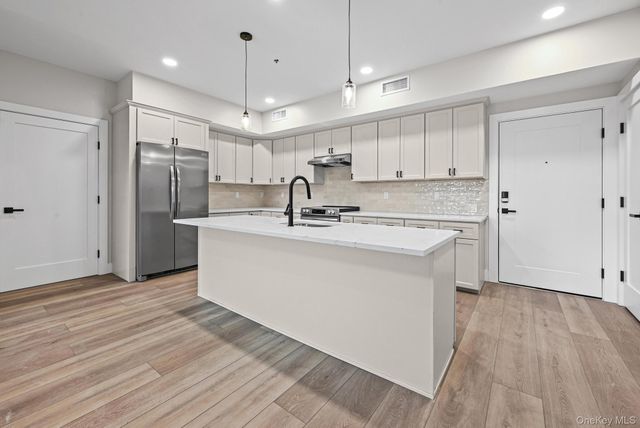 80 Division Street 3G, Patchogue, NY 11772