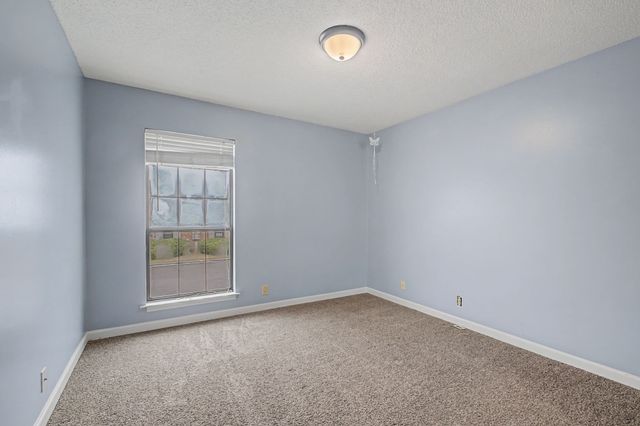 137 Brooke Castle Dr, Hermitage, TN 37076